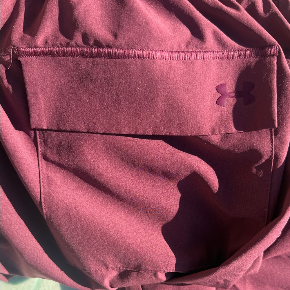 Under armour fuchsia pants - Picture 3 of 3